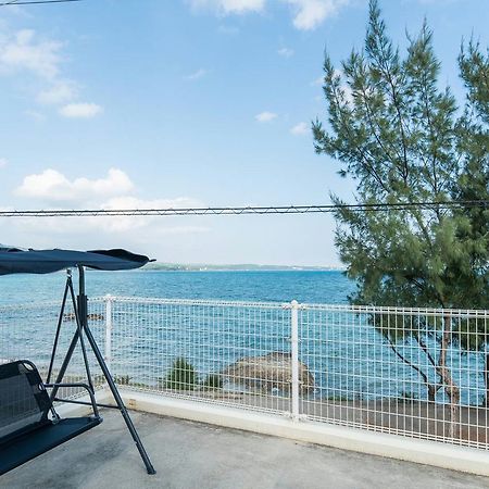 Villa Sea Side Yaka Onna Exterior foto