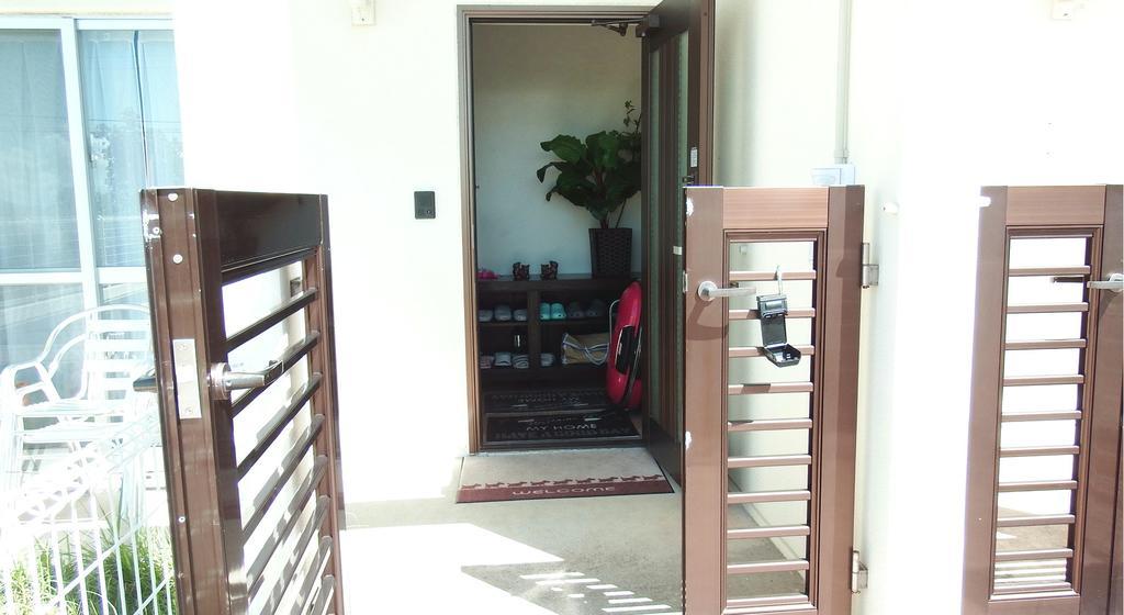 Villa Sea Side Yaka Onna Exterior foto