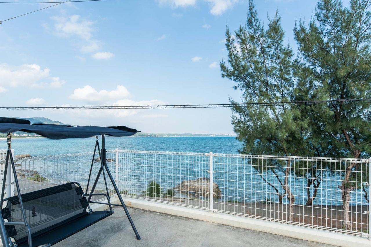 Villa Sea Side Yaka Onna Exterior foto